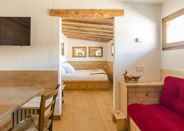 Charming Apartamento Chiave